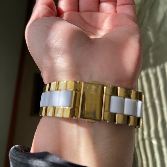 Michael Kors watch - Picture 7 of 9